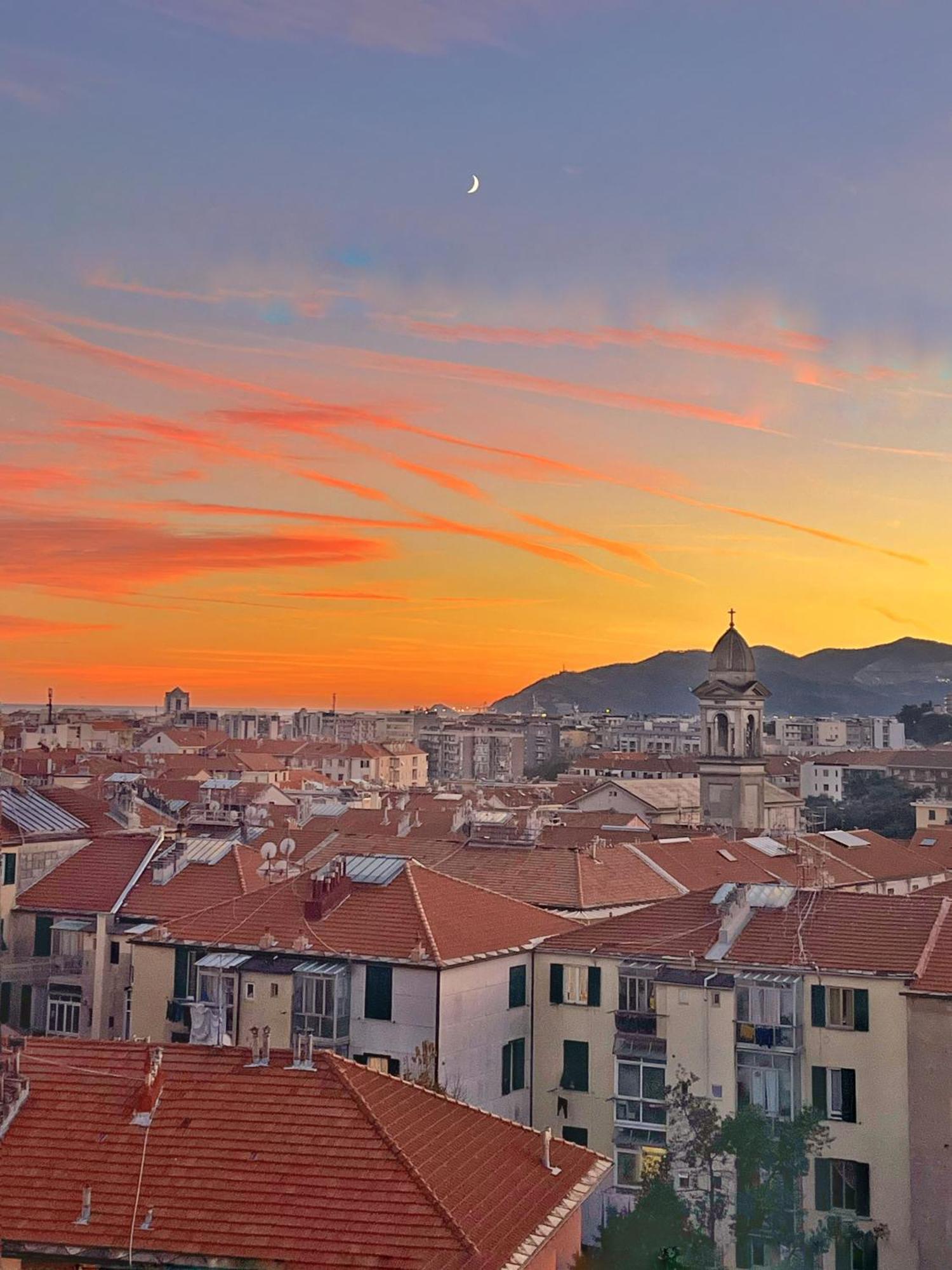 Apartamento Il Nido Di Giraben Savona Exterior foto